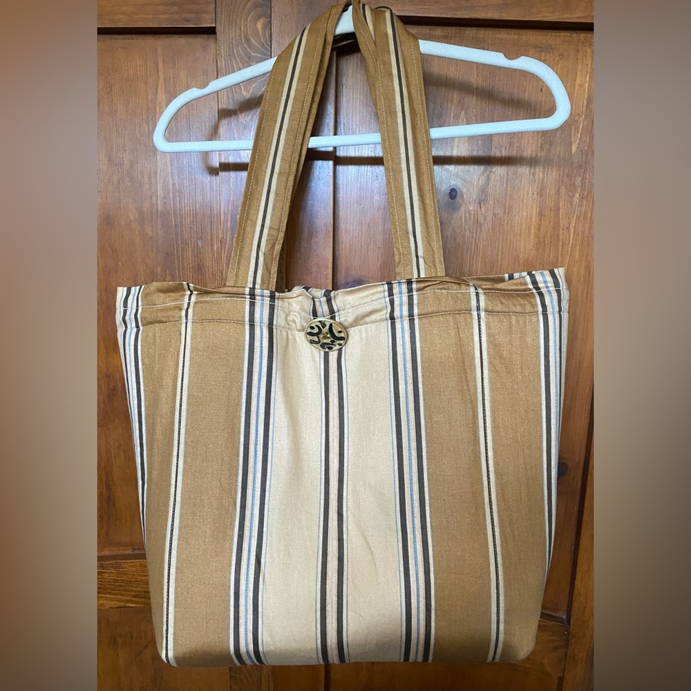Handmade Large Tote bag for your Weekend Market shop / Beach or Grocery Tote. - Picture 2 of 7